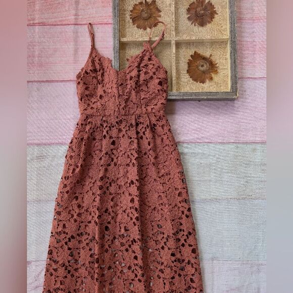 Astr the Label Dark Pink Lace A-line Midi Dress XS Wedding Cocktail Formal - Picture 3 of 5